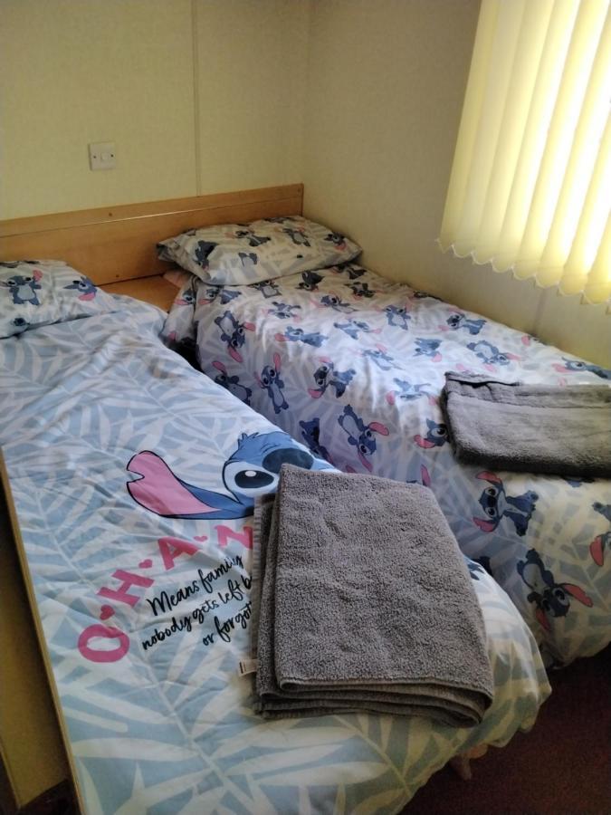 19 Laurel Close Highly Recommended 6 Berth Holiday Home With Hot Tub In Prime Location 塔特舍尔 外观 照片