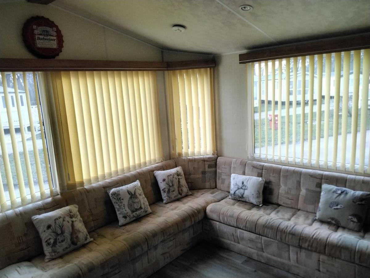 19 Laurel Close Highly Recommended 6 Berth Holiday Home With Hot Tub In Prime Location 塔特舍尔 外观 照片