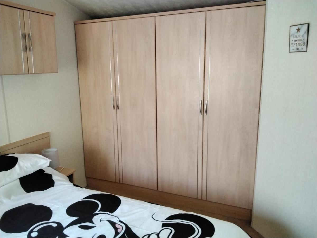 19 Laurel Close Highly Recommended 6 Berth Holiday Home With Hot Tub In Prime Location 塔特舍尔 外观 照片